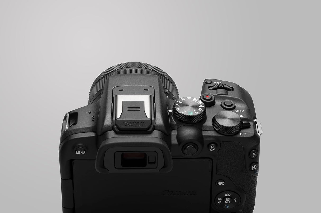 Canon EOS R10 Systemkamera + RF-S 18-45mm F4.5-6.3 is STM Zoomobjektiv